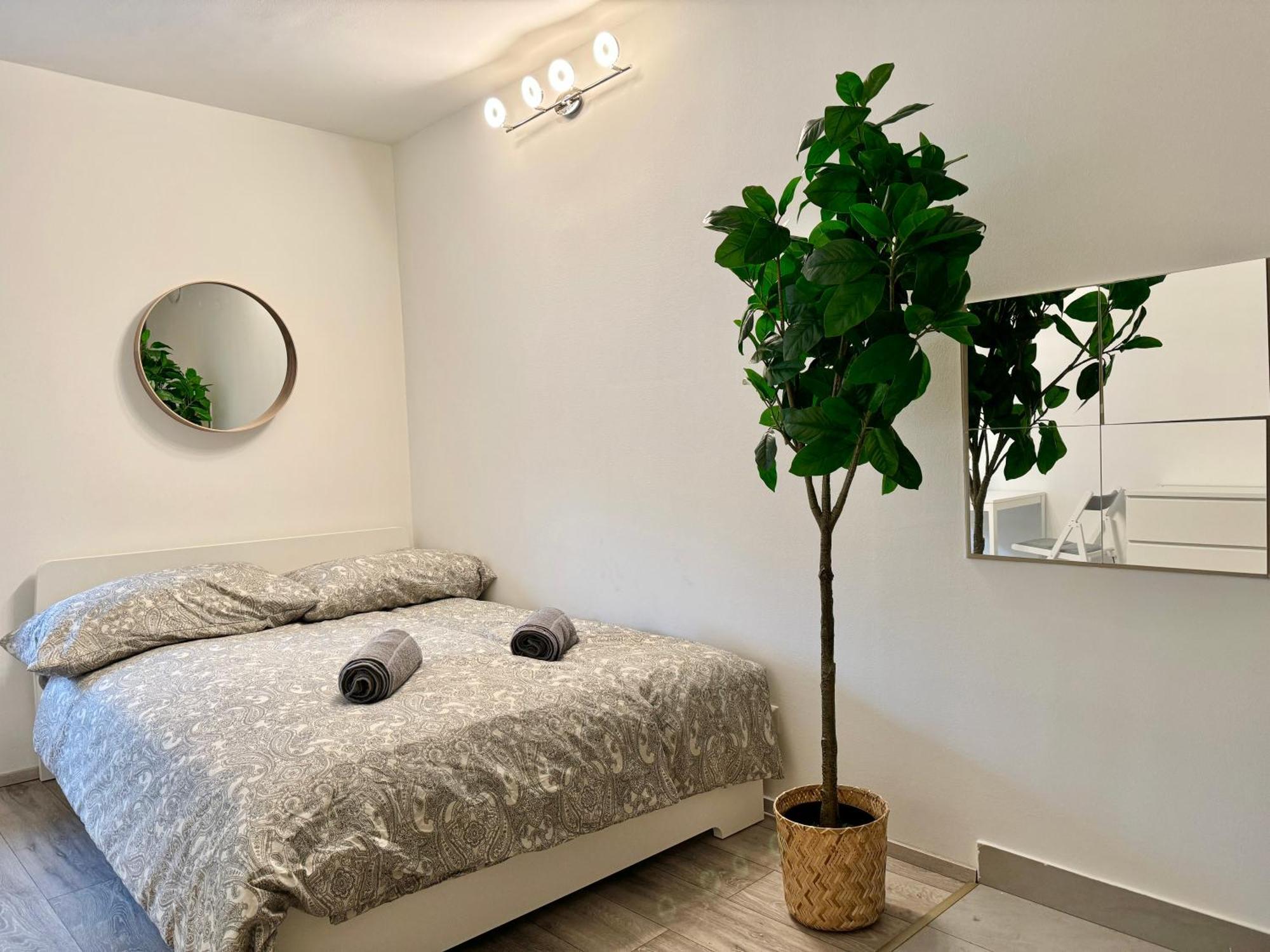 Stylish Schonbrunn Apartments - Free Underground Parking Vienna Luaran gambar